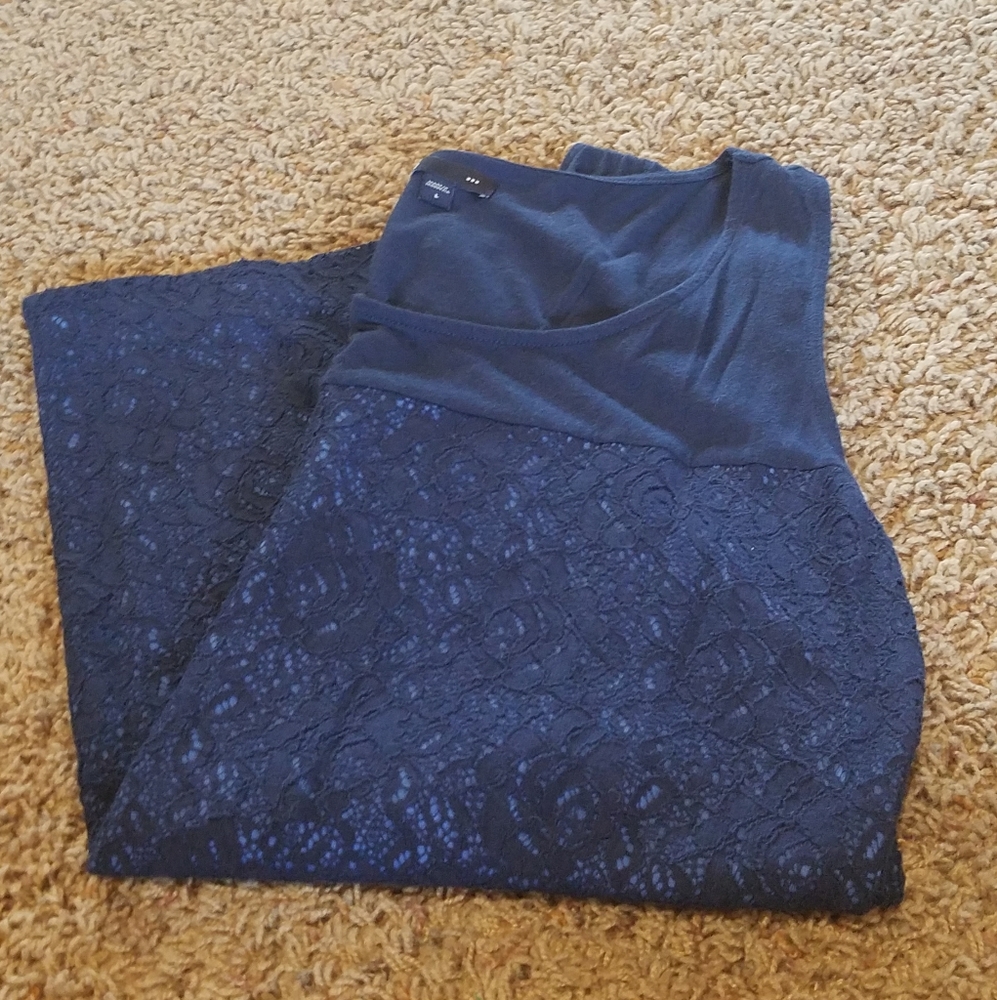 Woman's Summer Sleeveless Blouse